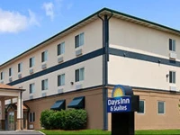 Days Inn & Suites Romeoville 