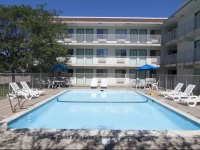 Motel 6 Minneapolis North - Roseville 