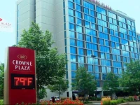 Crowne Plaza Chicago OHare Hotel & Conference Center 