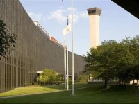 Hilton Chicago OHare Airport 