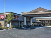 Clarion Inn & Suites 