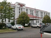 Hampton Inn Charleston Southridge 