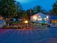 Exit 5 Motel & Cottages 