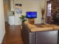 Wayne Avenue Vacation Home 