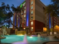Holiday Inn Express and Suites San Antonio 