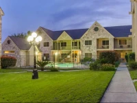 Navona Live Oak Hotel 