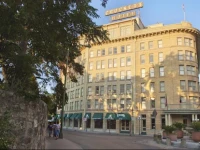 The Crockett Hotel 