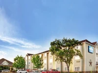Microtel Inn & Suites by Wyndham Airport North 3*
