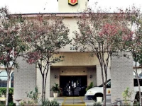 Super 8 San Antonio ATT Center 