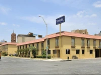 The Inn at the Alamo/Riverwalk/Convention Center 