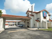 Motel 6 San Antonio - Windcrest 