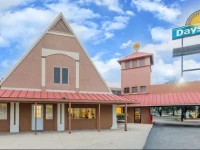 Days Inn Splashtown AT&T Center 