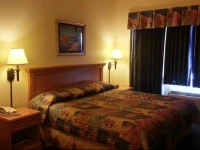 Gateway Inn and Suites 