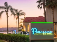 Hilton San Diego Airport/Harbor Island 