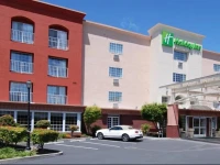 Holiday Inn & Suites San Mateo - SFO 