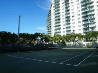 Collins Avenue Apartment 