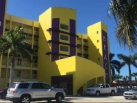 South Beach Condo Hotel 
