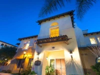 Global Luxury Suites at Agnew Road 