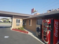 Buckboard Motel 