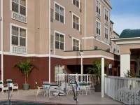 Holiday Inn Express & Suites Sarasota East 