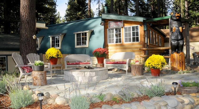 Heavenly Valley Lodge Bed & Breakfast 