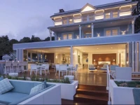 Casa Madrona Hotel and Spa 3*