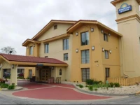 Days Inn & Suites Schaumburg 