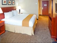 Holiday Inn Express Hotel & Suites Hampton South-Seabrook 
