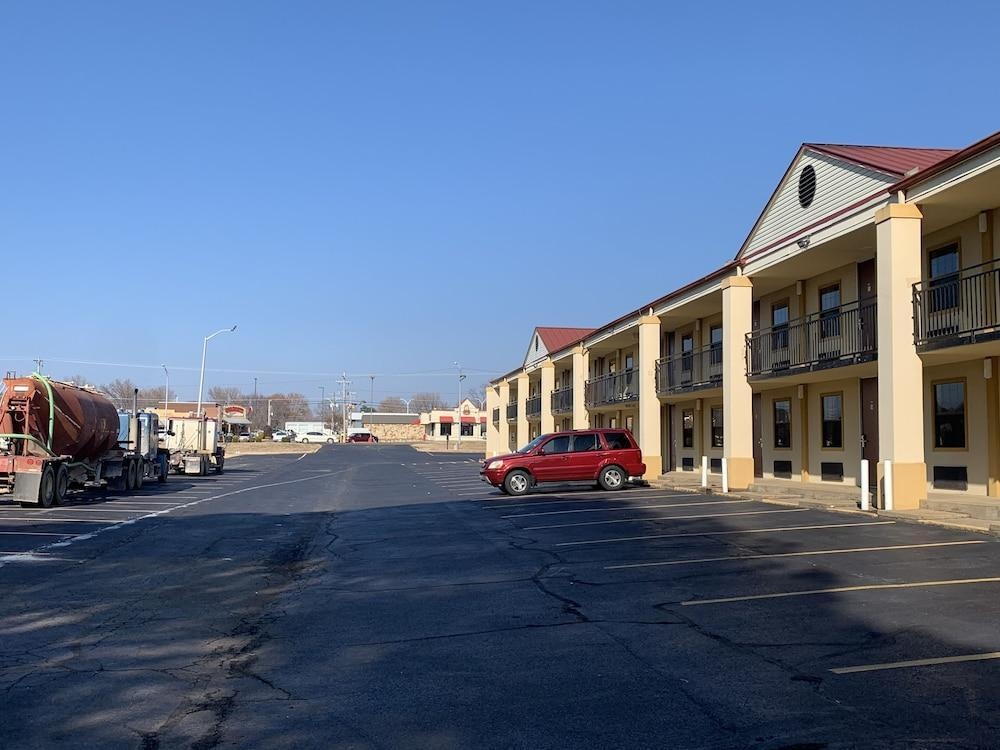 Days Inn Searcy 