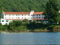 Shawnee Inn and Golf Resort 