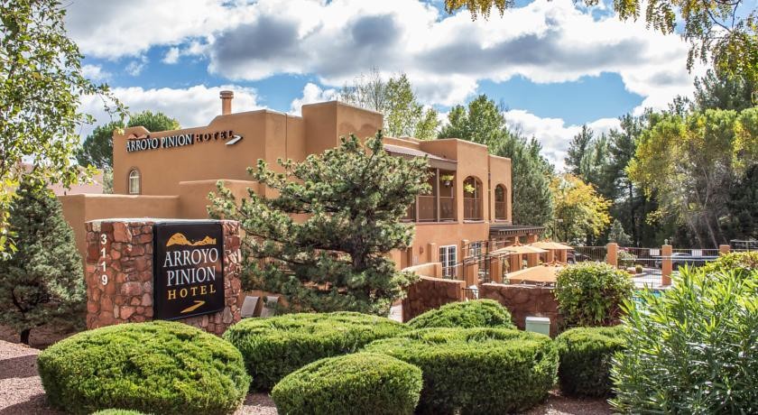 Arroyo Pinion Hotel 