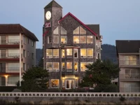 The Seaside Oceanfront Inn 