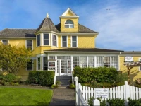 Gilbert Inn Bed & Breakfast 