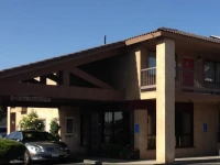 Valley Harvest Inn 