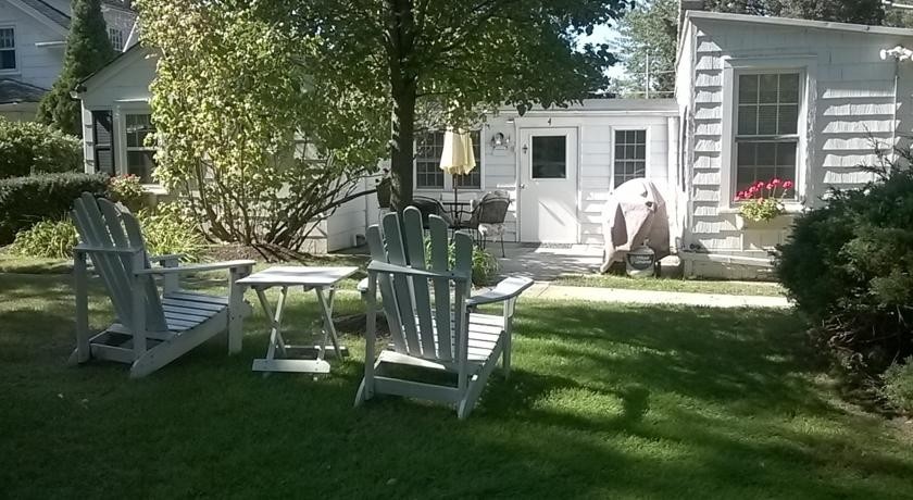 Historic White Blossom House 
