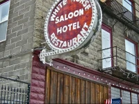 White Horse Hotel 