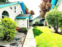 Turning Leaf Furnished Townhomes 