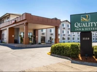 Quality Inn & Suites Springfield 