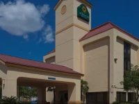 La Quinta Inn & Suites Houston Stafford Sugarland 
