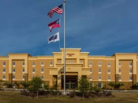 Hampton Inn Statesboro 3*