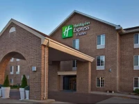 Holiday Inn Express Hotel & Suites Sioux Falls At Empire Mall 