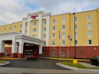 Hampton Inn- Suffolk 