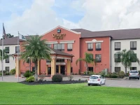 Quality Suites Sulphur 