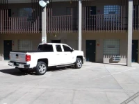 Bear Lodge Motel 