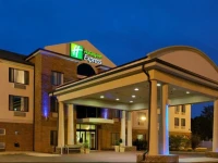 Holiday Inn Express & Suites Sylacauga 