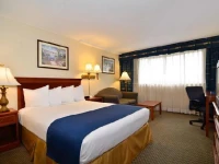 Best Western PLUS Tacoma Dome Hotel 