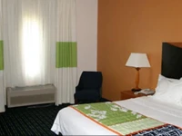 Fairfield Inn and Suites by Marriott Tulsa Southeast/Crossroads Village 