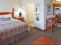 Staybridge Suites Tulsa-Woodland Hills 
