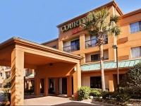 Courtyard Tampa North / I-75 Fletcher 