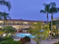 Holiday Inn Hotel & Suites Tampa North 